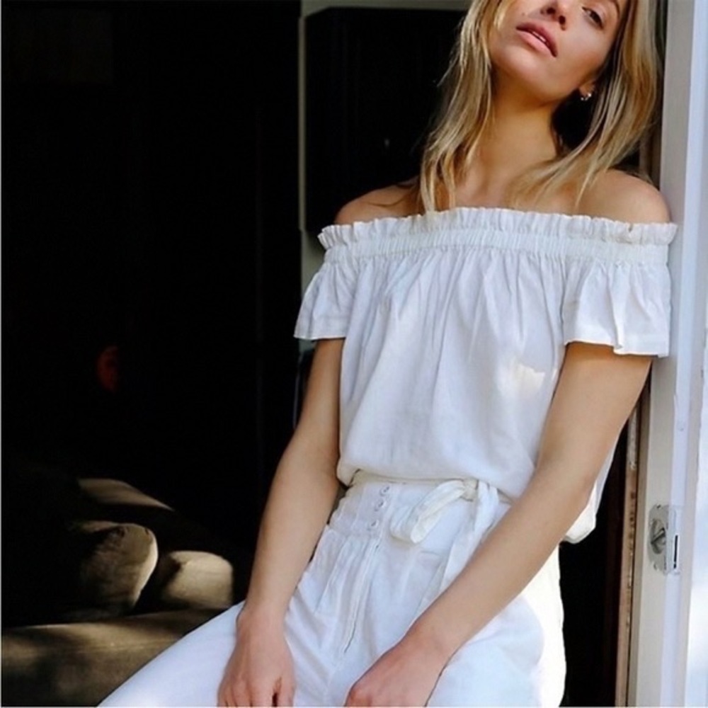 Off-Shoulder White Ruffled Top - image 1